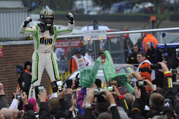 Rob Austin takes top spot in gripping BTCC finale
